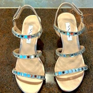 Gold wedges